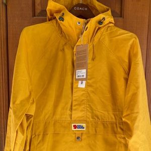 Fjallraven Vardag Anorak Mustard Yellow Jacket NWT